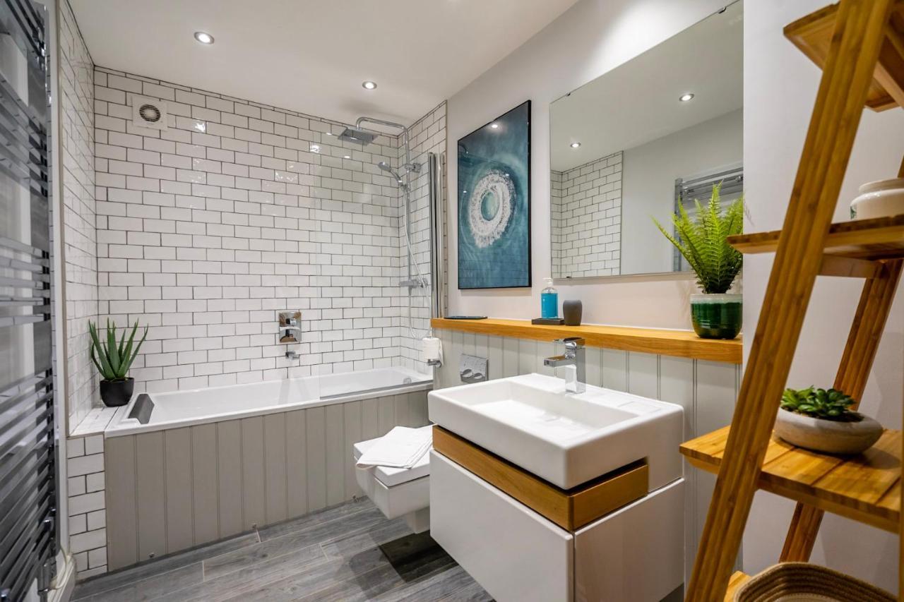 Апартаменты One Clementhorpe Maltings Йорк Экстерьер фото